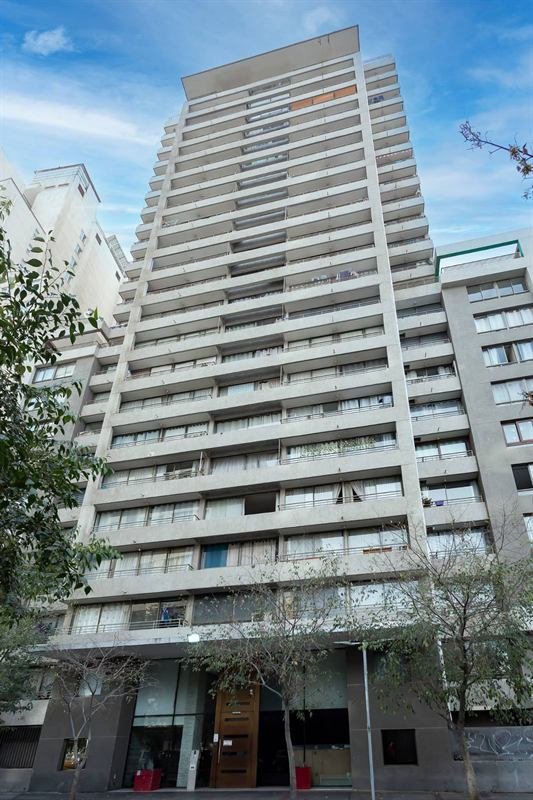 Fachada del edificio donde se encuentra la propiedad del caso Viviana